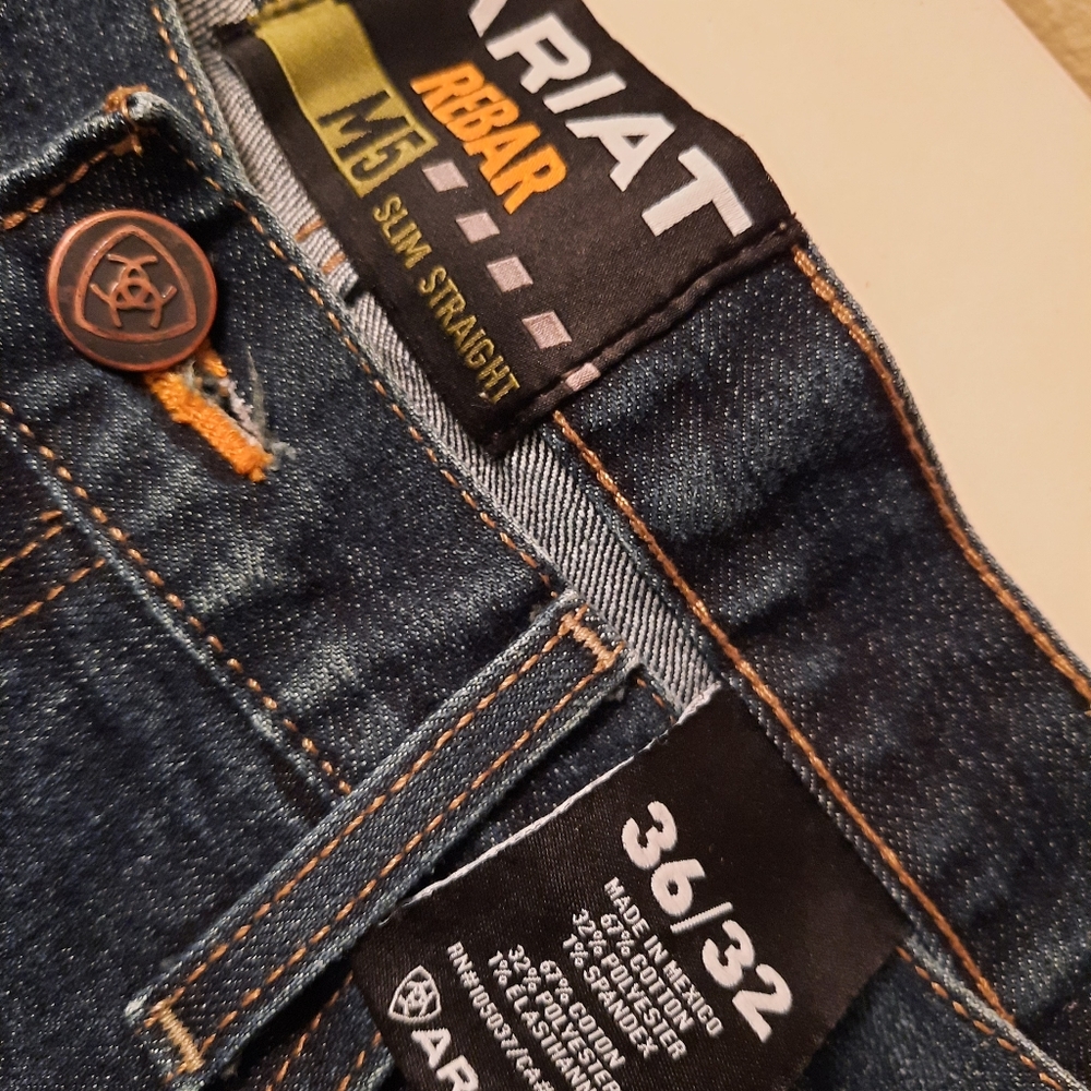 !PRICE DROP! Ariat jeans,rebar M5 size 36x32